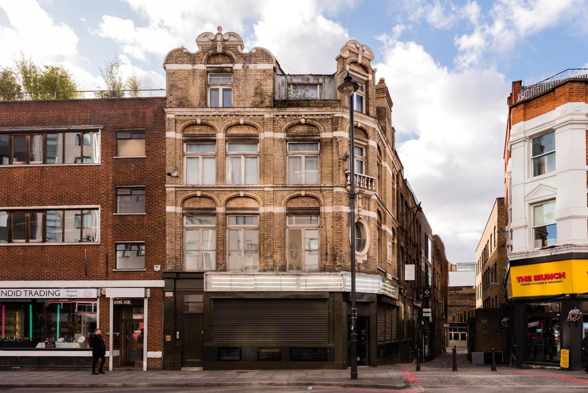 Apartments Are Located In The Heart Of Shoreditch London Exterior photo