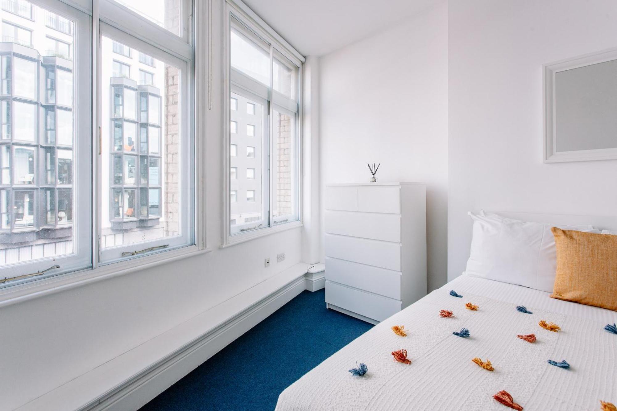 Apartments Are Located In The Heart Of Shoreditch London Exterior photo