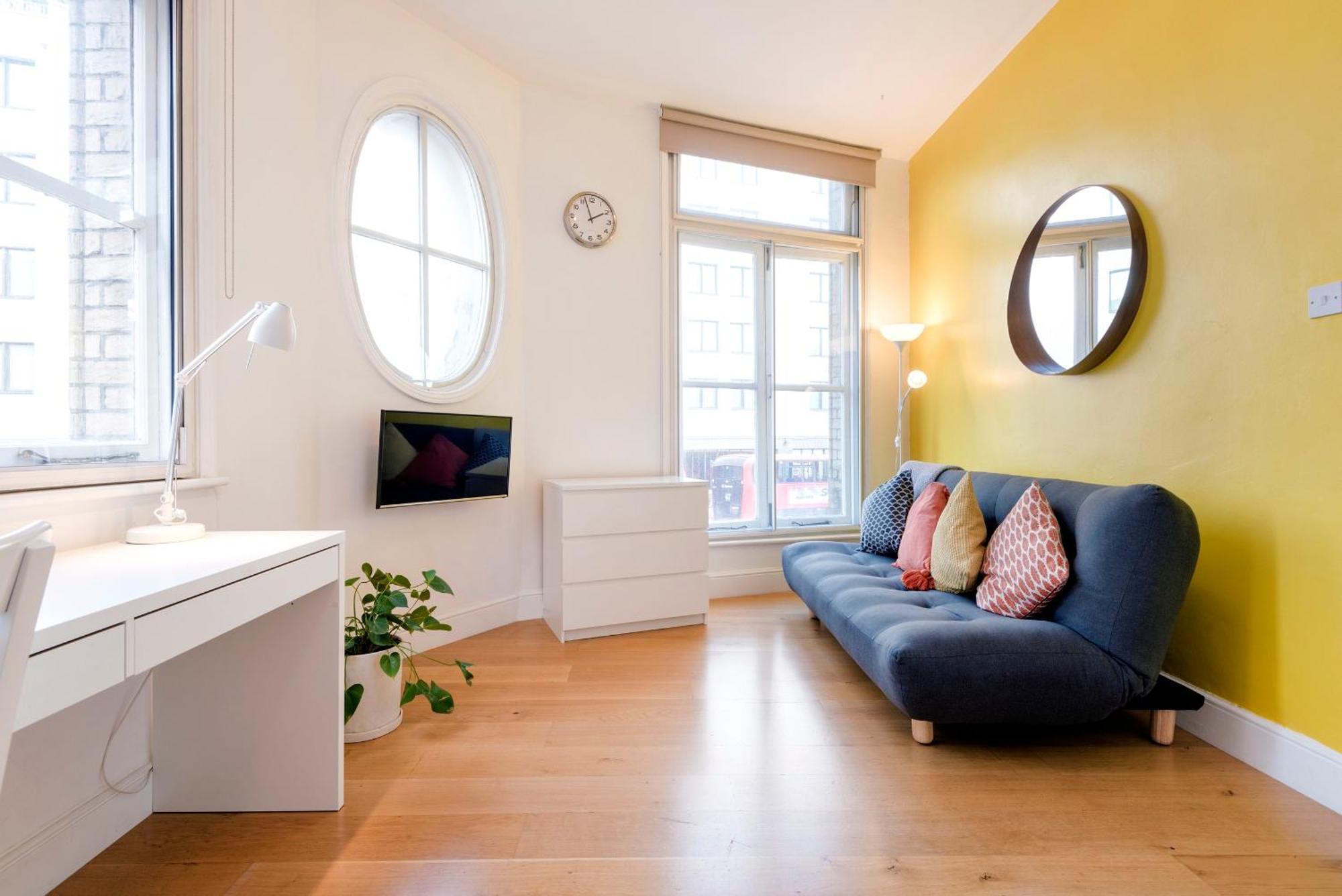 Apartments Are Located In The Heart Of Shoreditch London Exterior photo