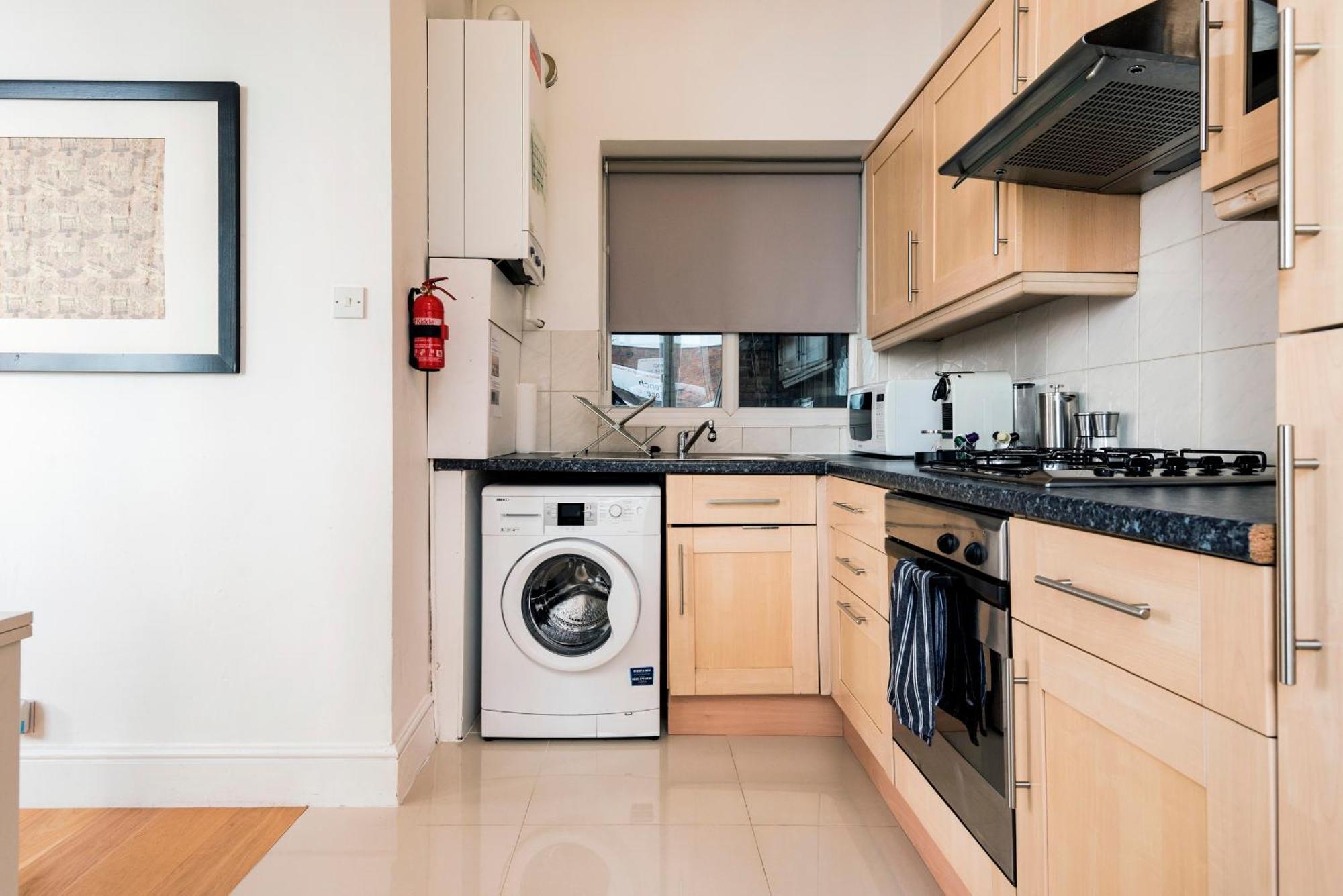 Apartments Are Located In The Heart Of Shoreditch London Exterior photo